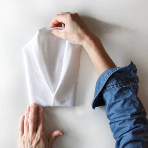 How to fold a tuxedo napkin. - The Art of Doing Stuff