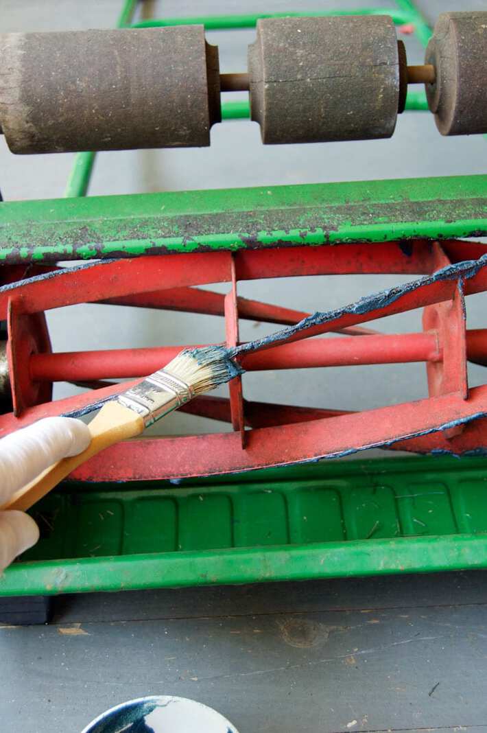 HOW TO SHARPEN A PUSH MOWER (OR A REEL MOWER.)