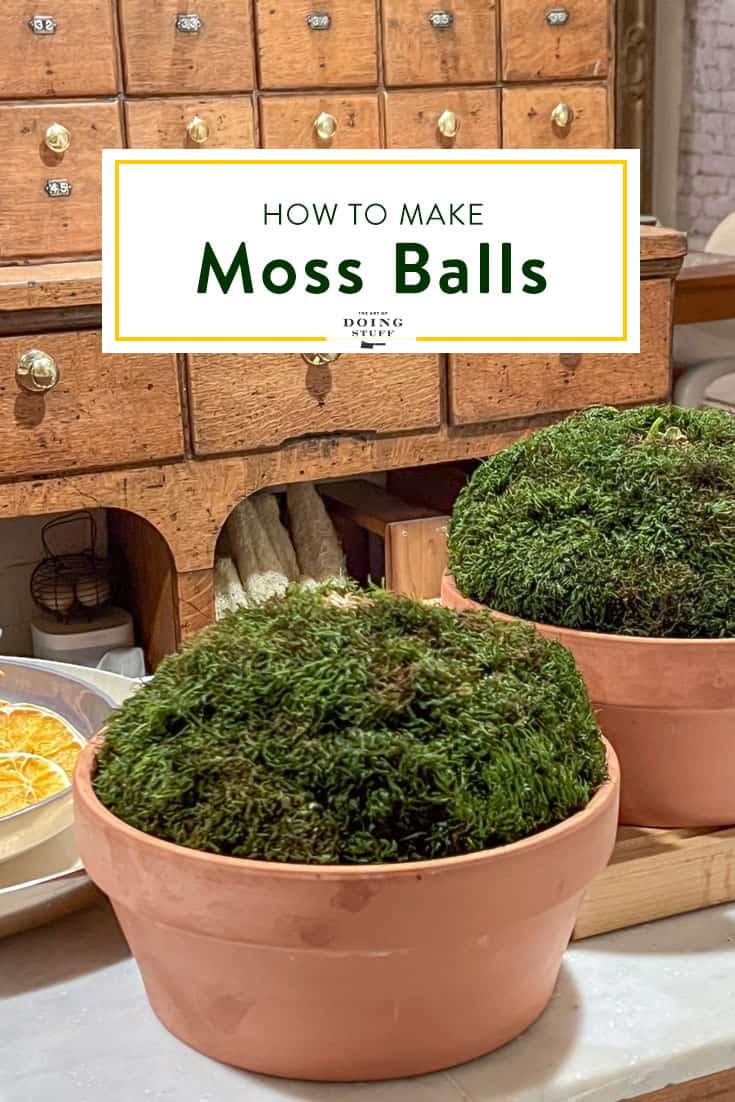 How to Make Festive Moss Balls